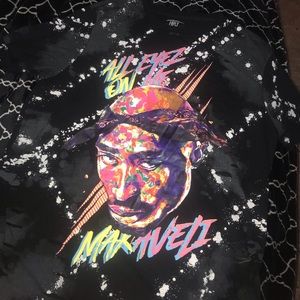 Men’s Tupac Shirt